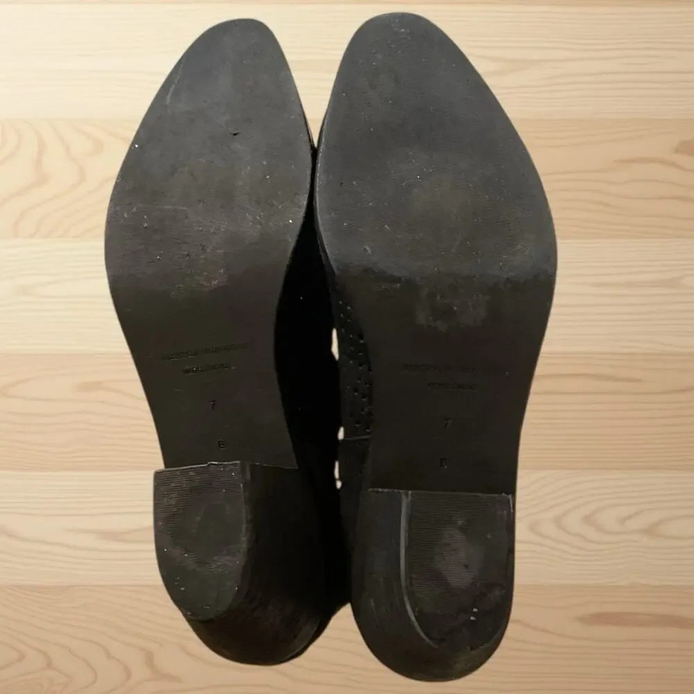 Sigerson‎ Morrison Booties SZ 7 Black Suede Leather Perforated Pattern Slip-on